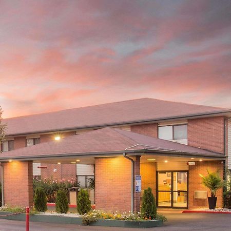 Super 8 By Wyndham Provo Byu Orem Экстерьер фото